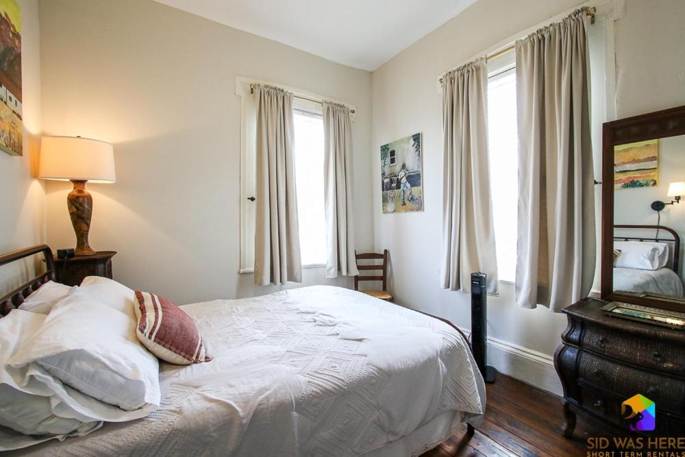 Apartamento Savannah Canvas Cottage Off St Parking *