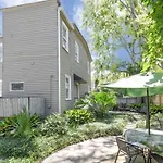 Savannah Canvas Cottage Off St Parking