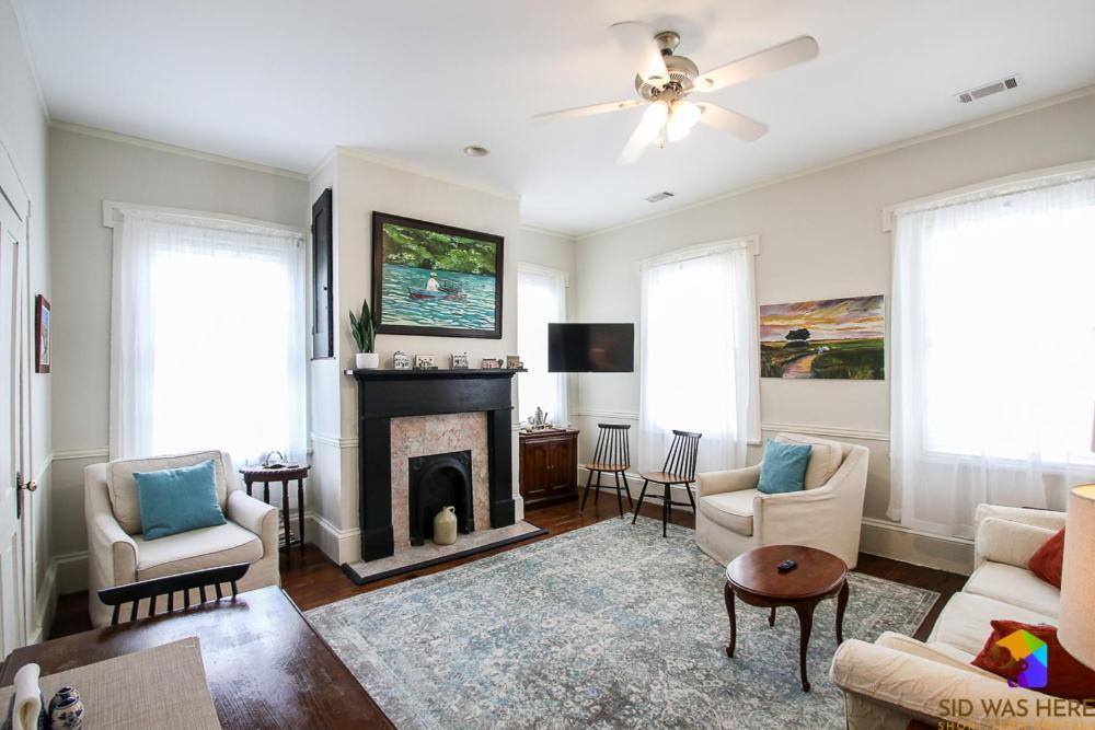 Apartment Savannah Canvas Cottage Off St Parking
